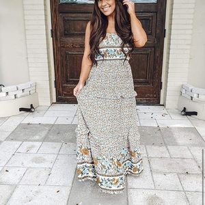 Bohemian Sun dress. Comfy and light. Size L